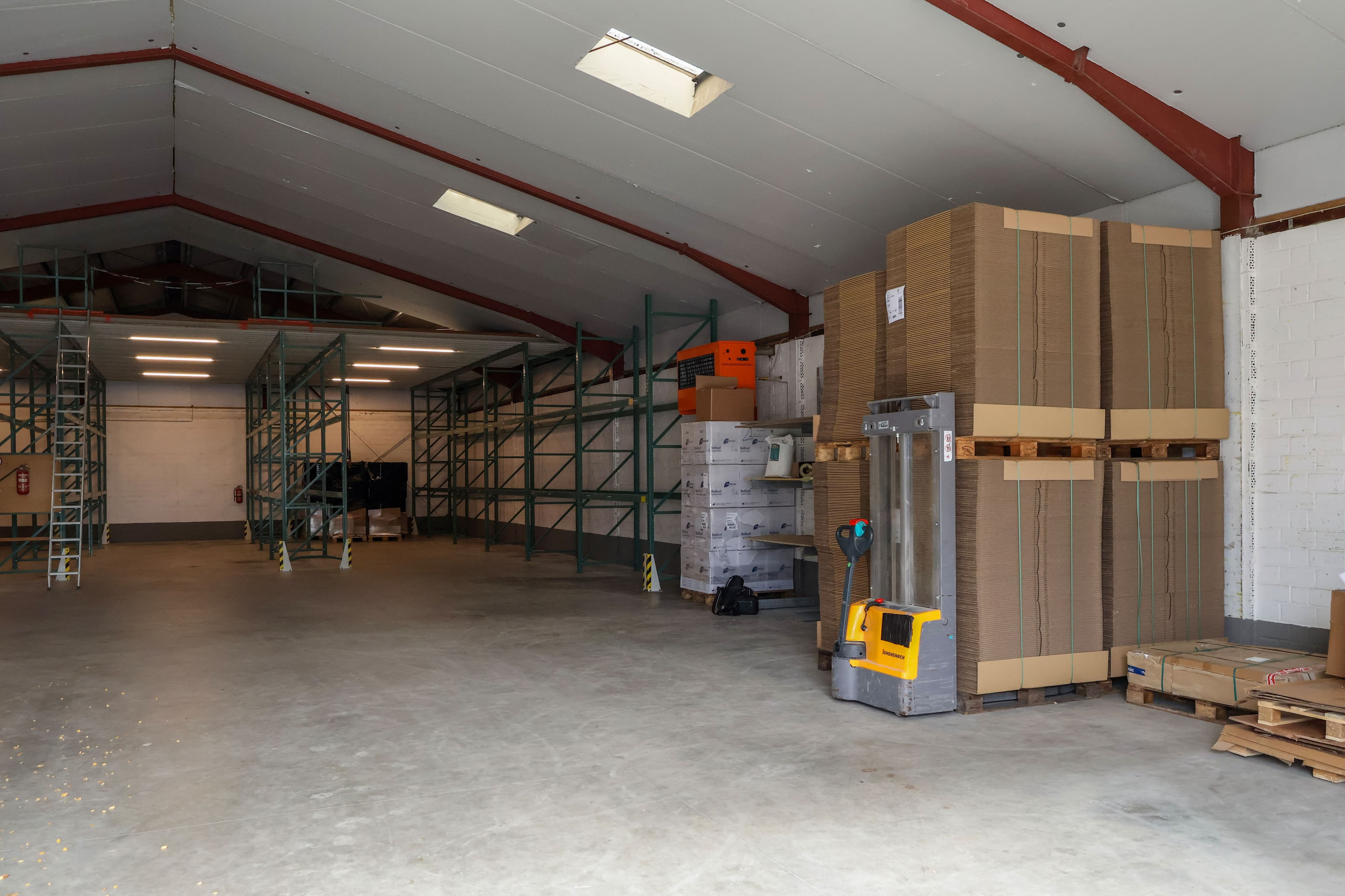 Regalware und Kommissionierung im CCS Medical Zentrallager